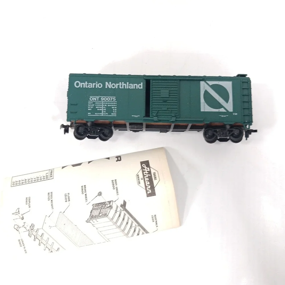 Athearn trains miniature